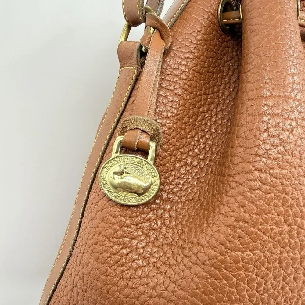 Dooney & Bourke Brown Leather Drawstring Bucket Bag Shoulder Vintage USA Classic